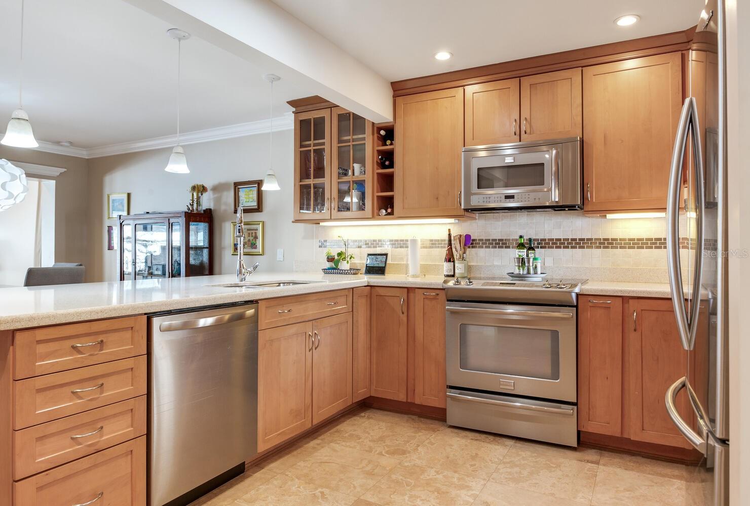 Image 10 of 45 For 2403 Chicago Avenue