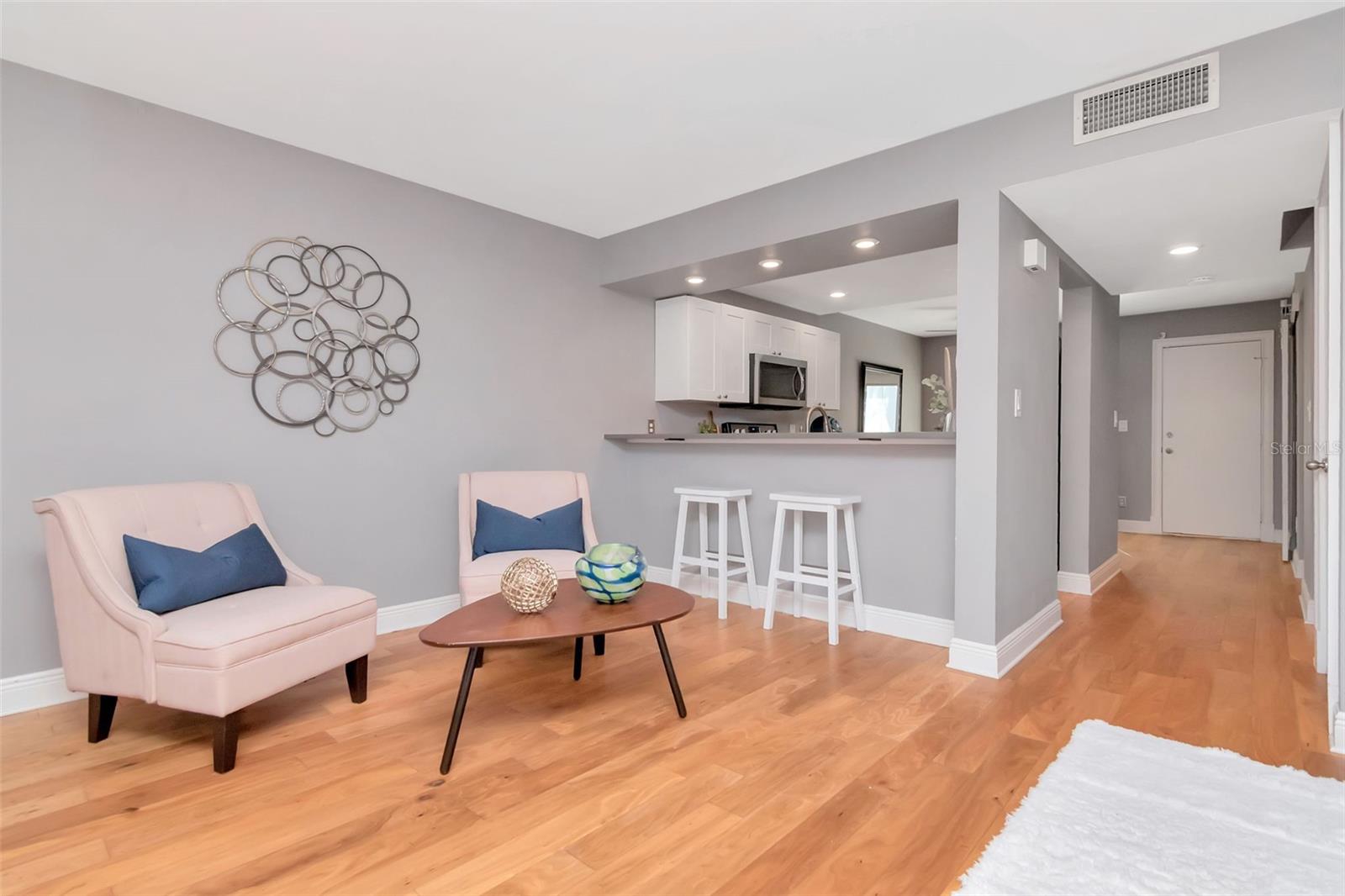 Image 12 of 36 For 104 Biscayne Avenue B