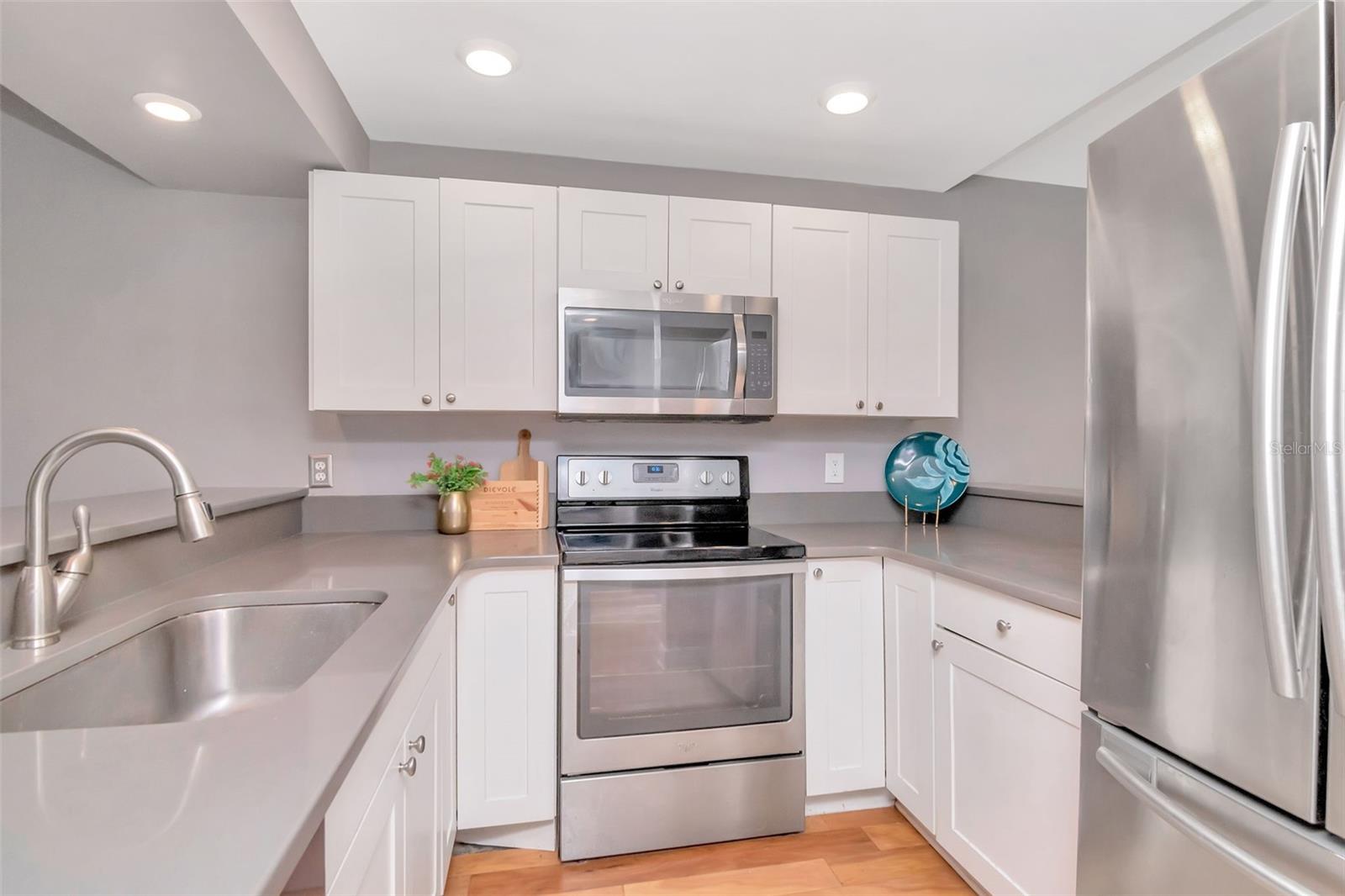 Image 15 of 36 For 104 Biscayne Avenue B