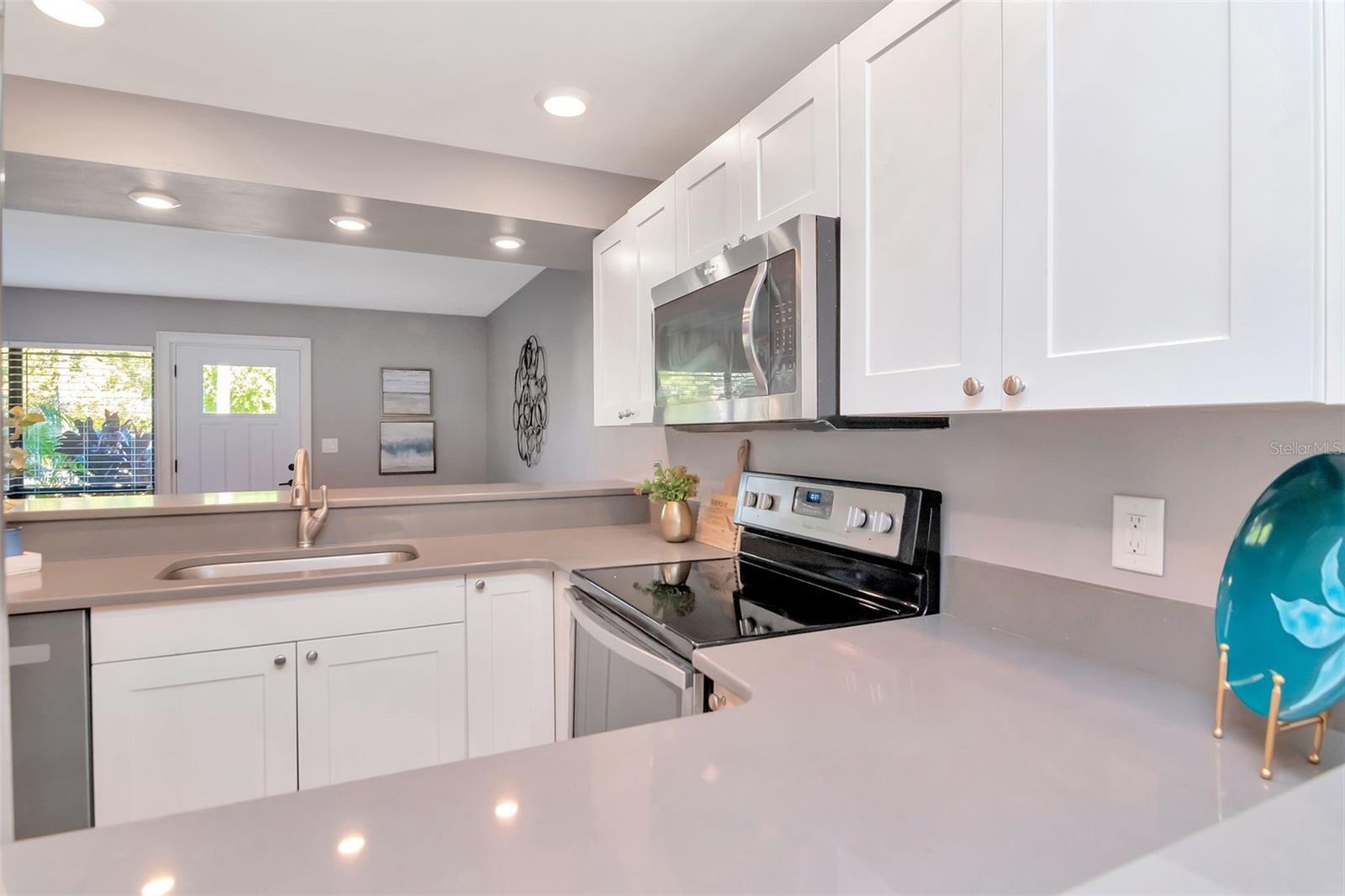 Image 16 of 36 For 104 Biscayne Avenue B