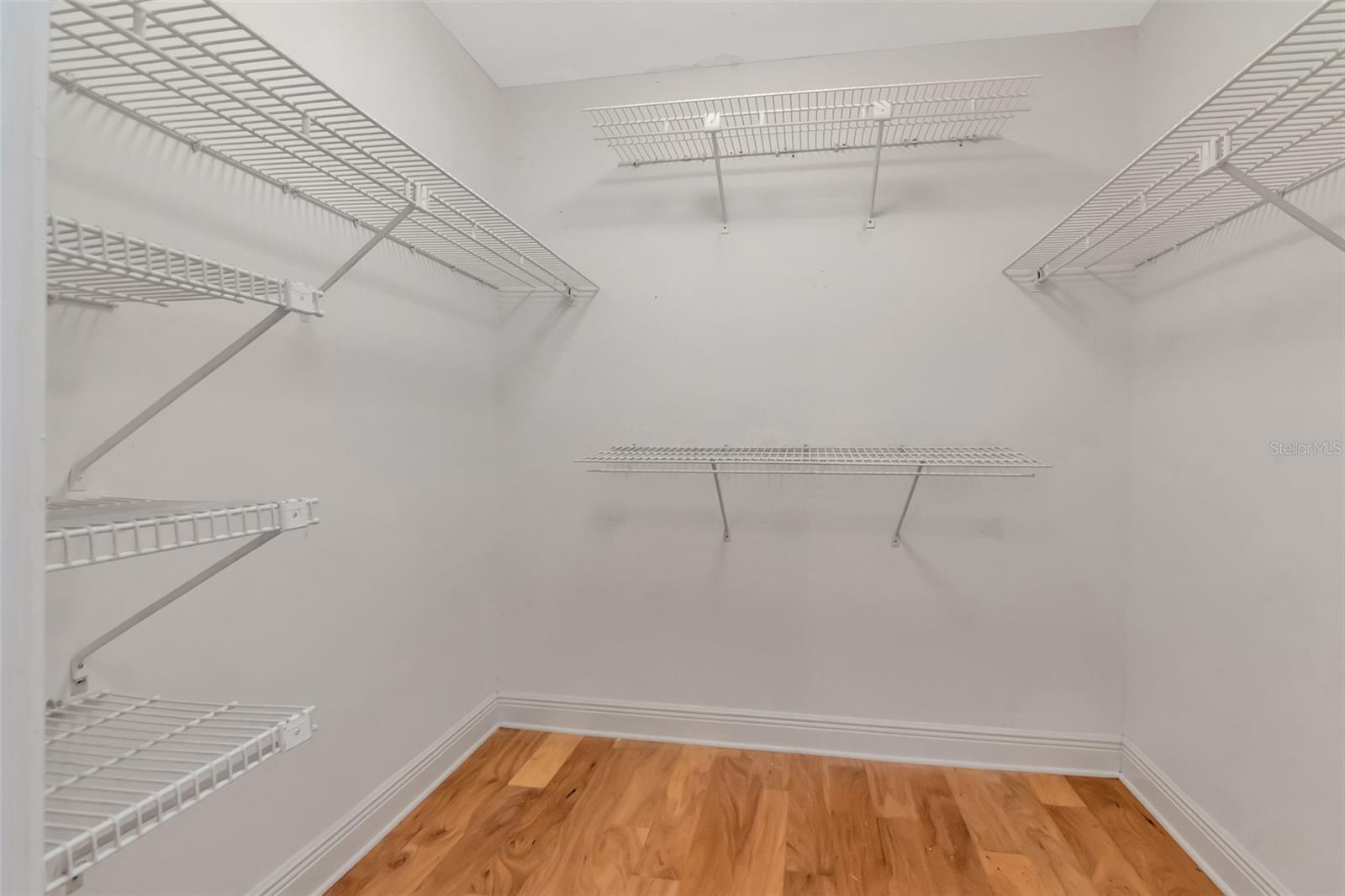 Image 24 of 36 For 104 Biscayne Avenue B