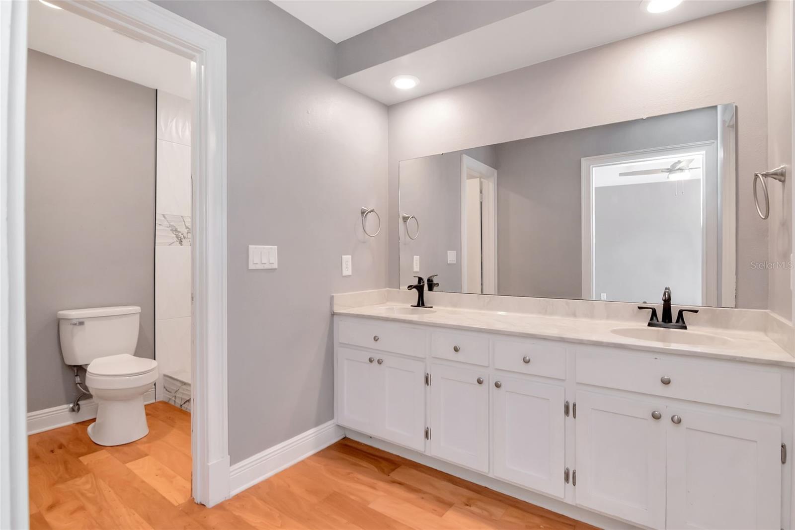 Image 32 of 36 For 104 Biscayne Avenue B