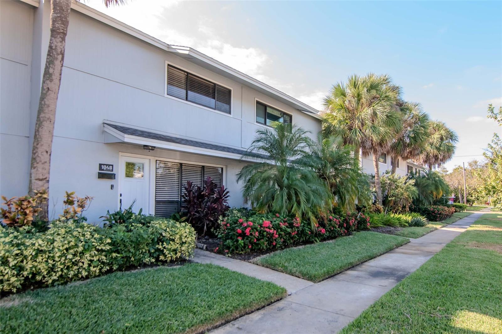 Image 35 of 36 For 104 Biscayne Avenue B