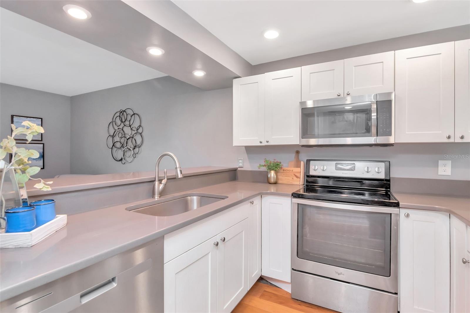 Image 4 of 36 For 104 Biscayne Avenue B