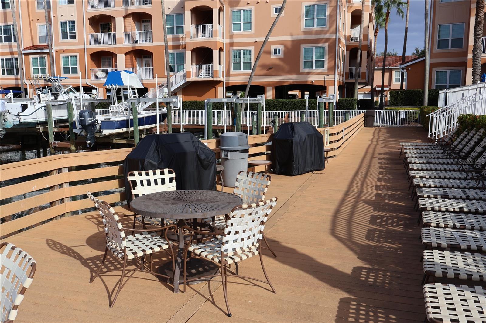 Image 36 of 39 For 5000 Culbreath Key Way 1-218