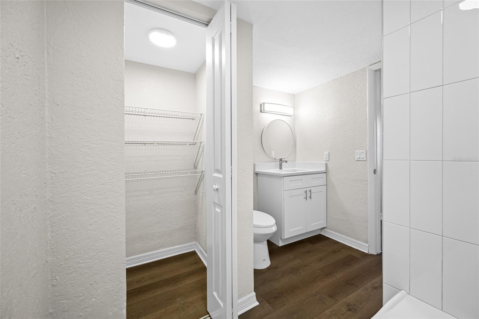 Image 15 of 21 For 5870 56th Avenue N D205