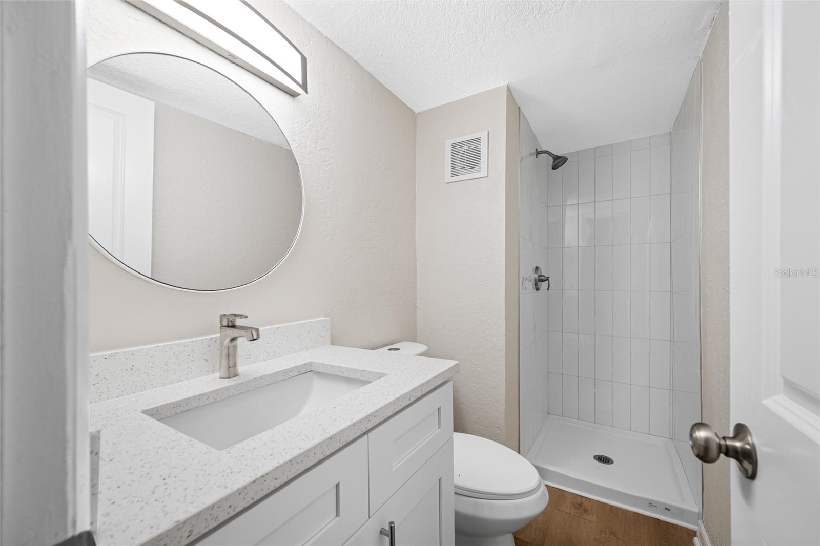 Image 19 of 21 For 5870 56th Avenue N D205