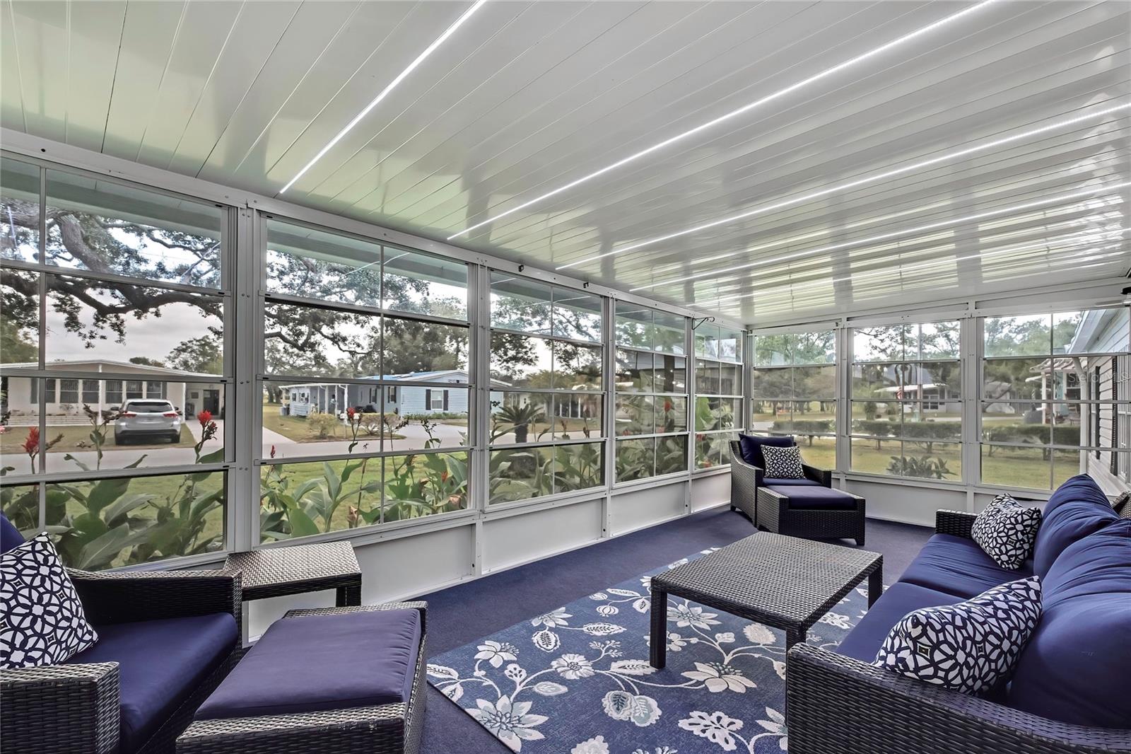 Image 13 of 44 For 12160 Sara  