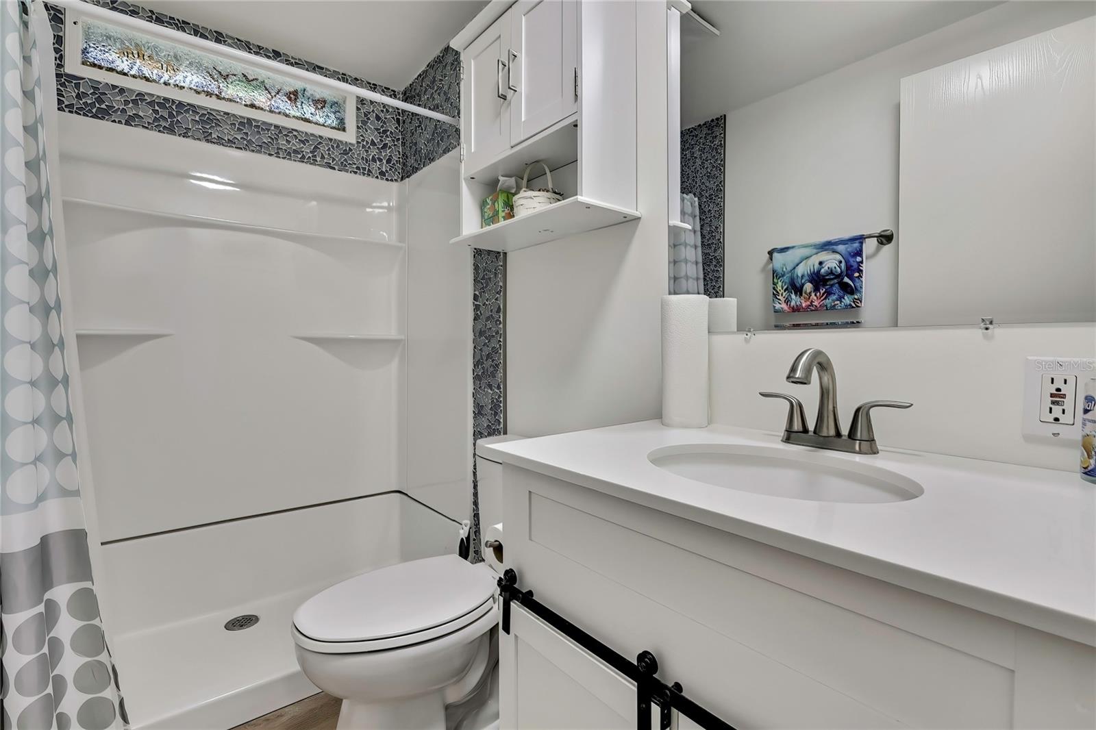 Image 21 of 44 For 12160 Sara  