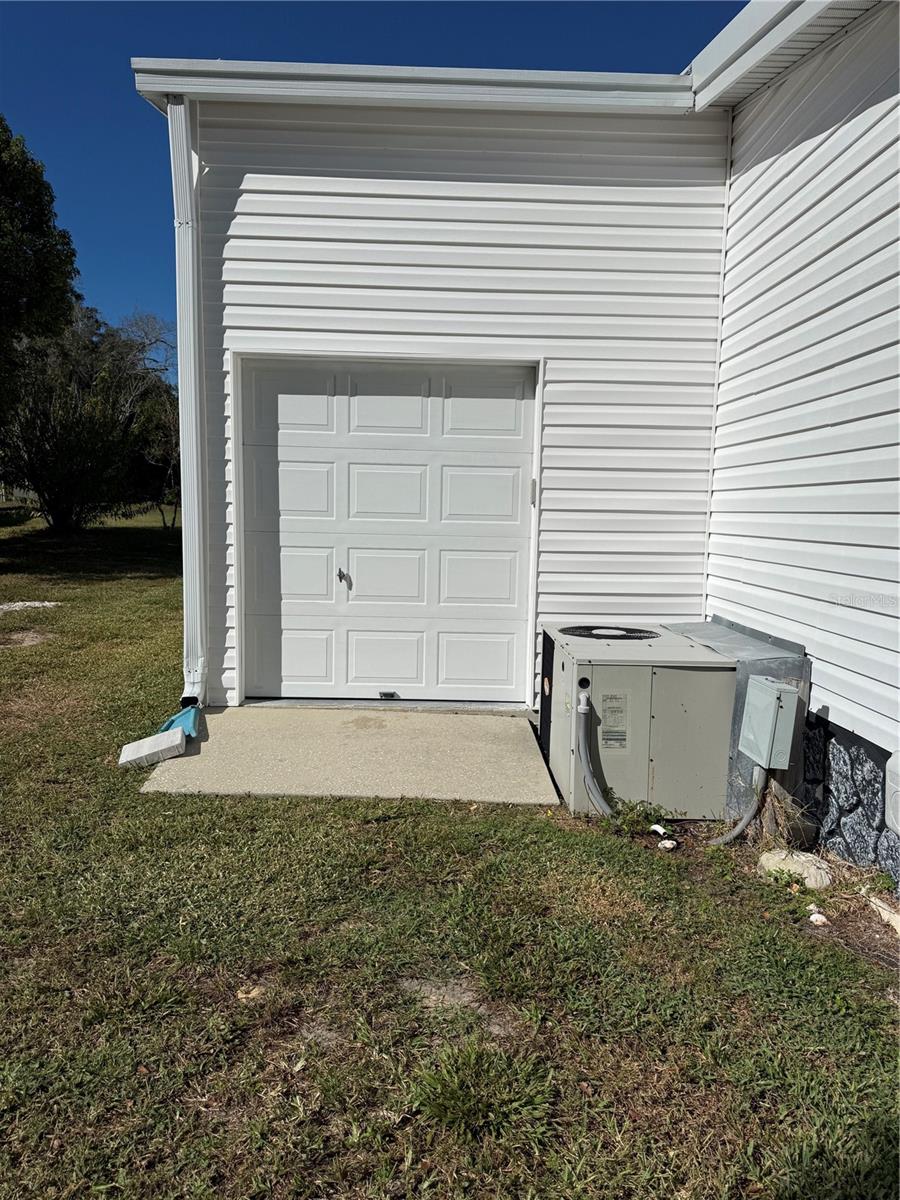 Image 26 of 44 For 12160 Sara  