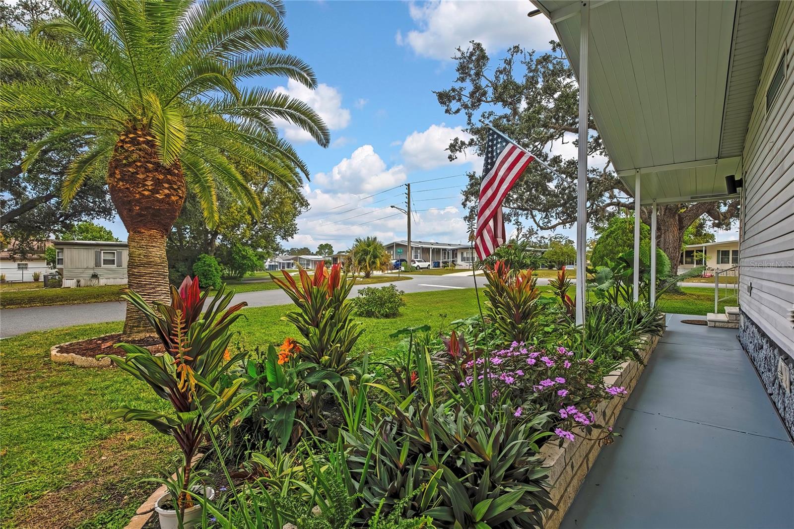 Image 28 of 44 For 12160 Sara  