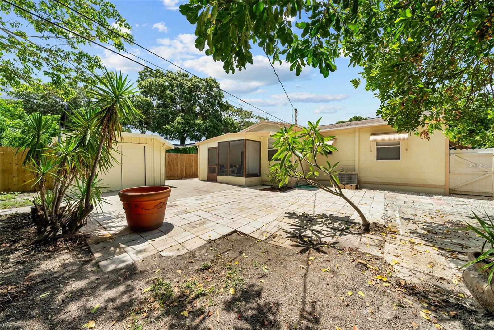 Image 24 of 27 For 4053 41st Ave N