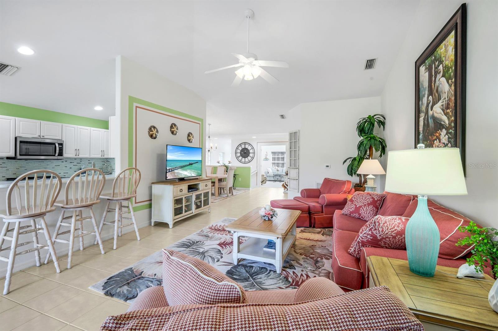 Image 3 of 31 For 11019 Mill Creek Way 901