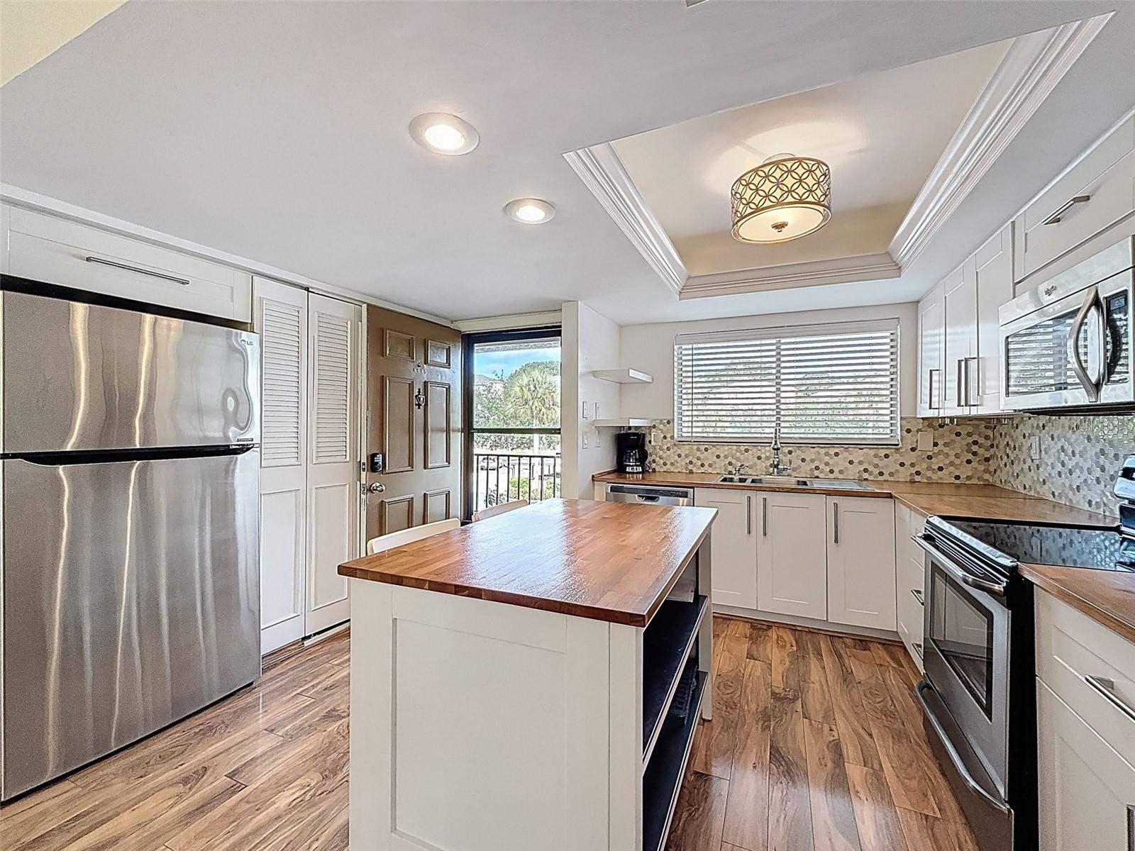 Image 10 of 35 For 90 Highland Avenue 1115