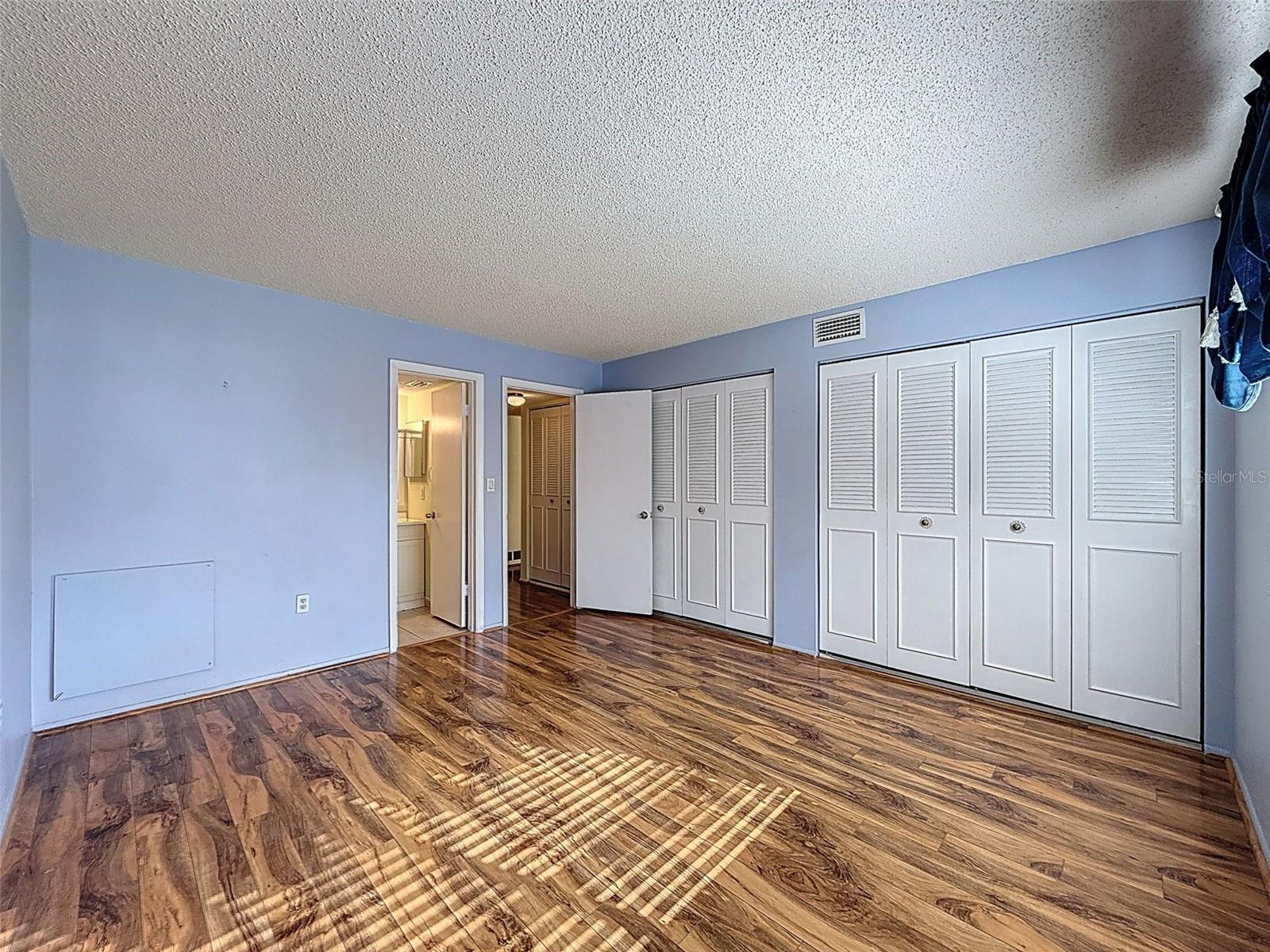 Image 22 of 35 For 90 Highland Avenue 1115