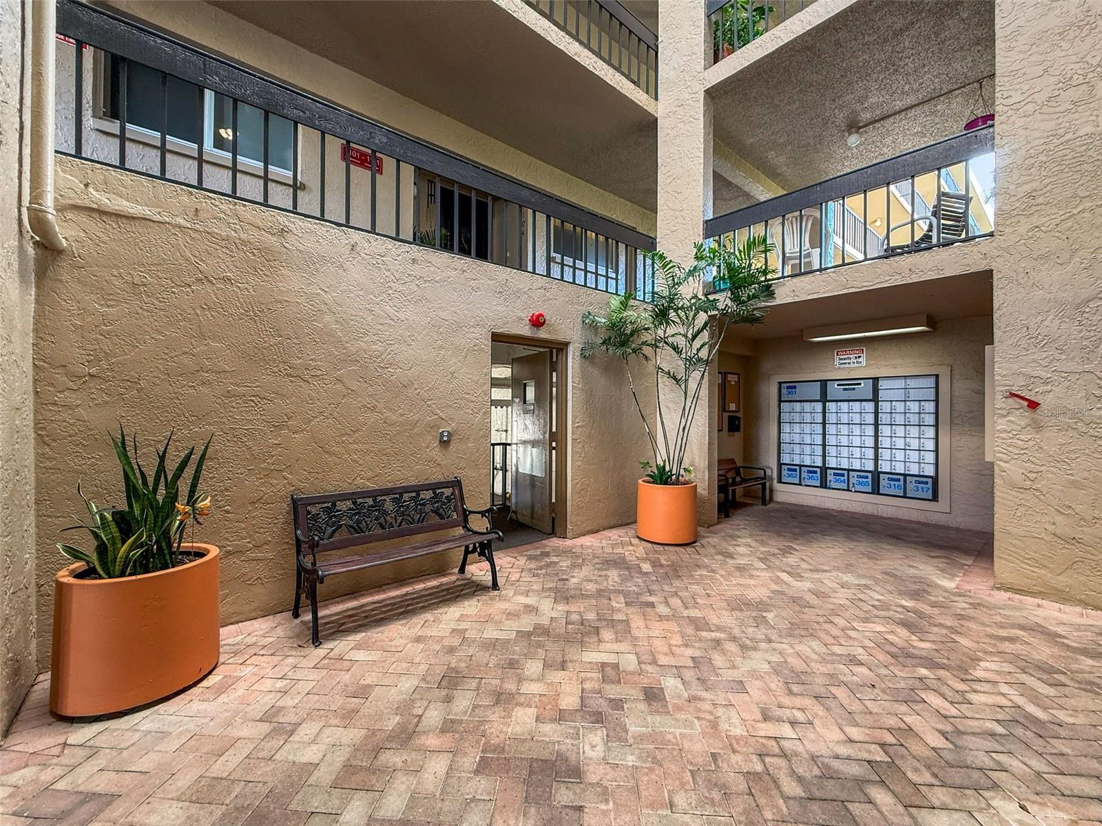 Image 25 of 35 For 90 Highland Avenue 1115