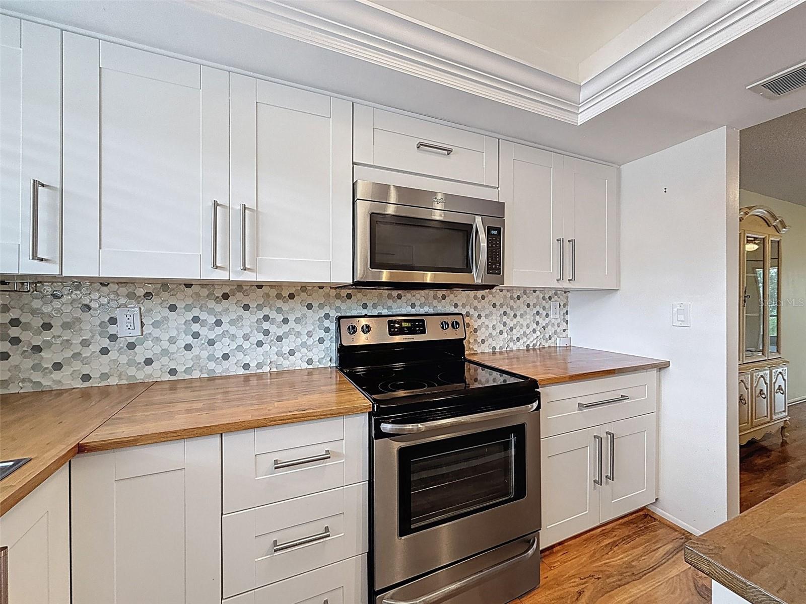 Image 5 of 35 For 90 Highland Avenue 1115