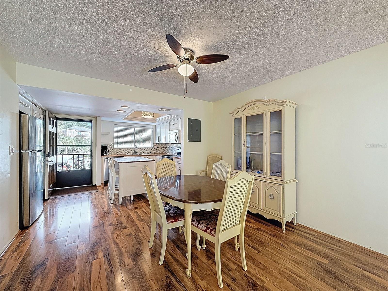 Image 8 of 35 For 90 Highland Avenue 1115