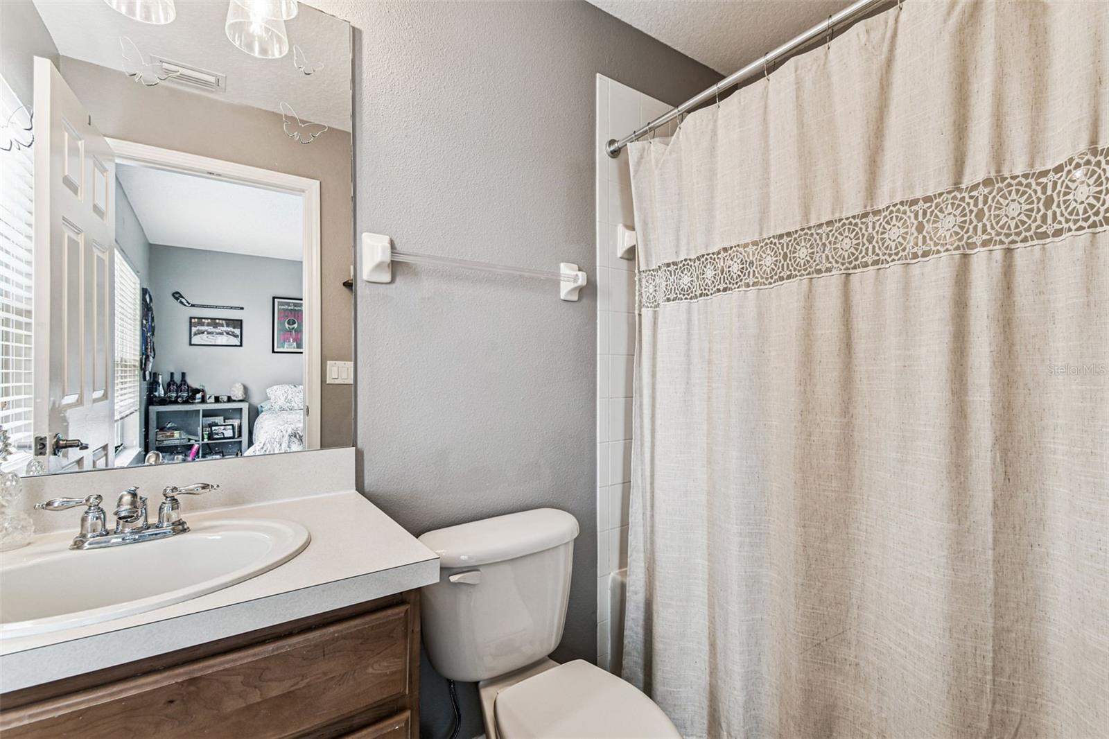 Image 25 of 39 For 2503 Middleton Grove Drive