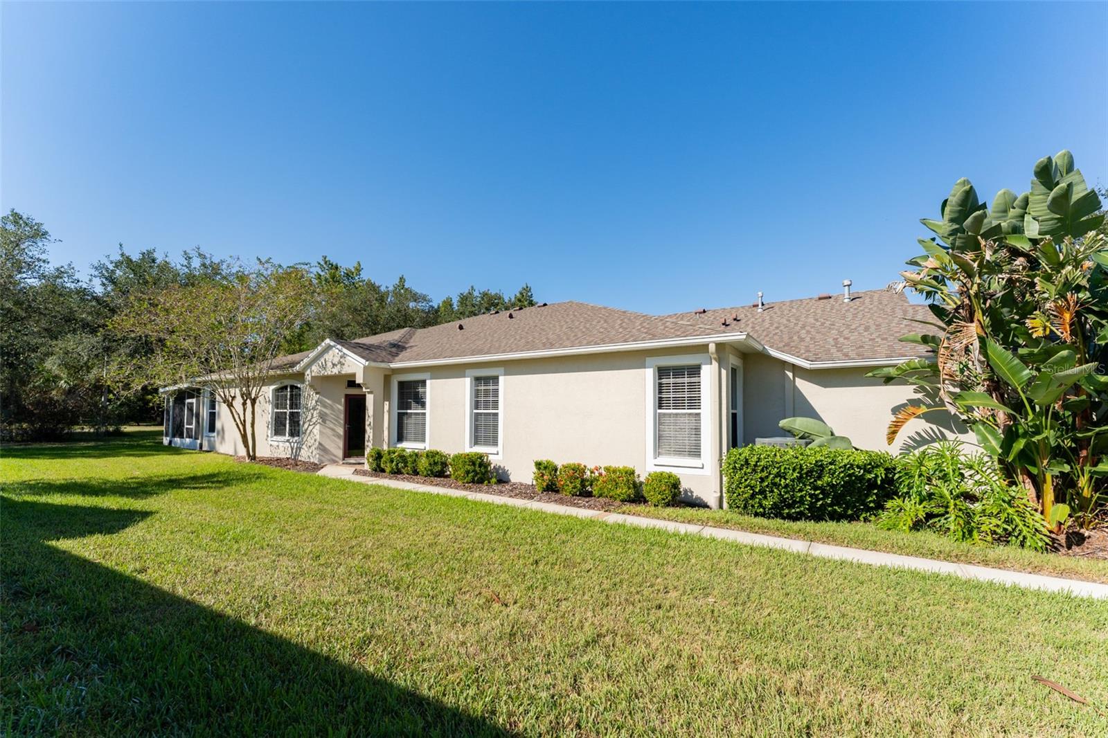 Image 8 of 52 For 15731 Phoebepark Avenue