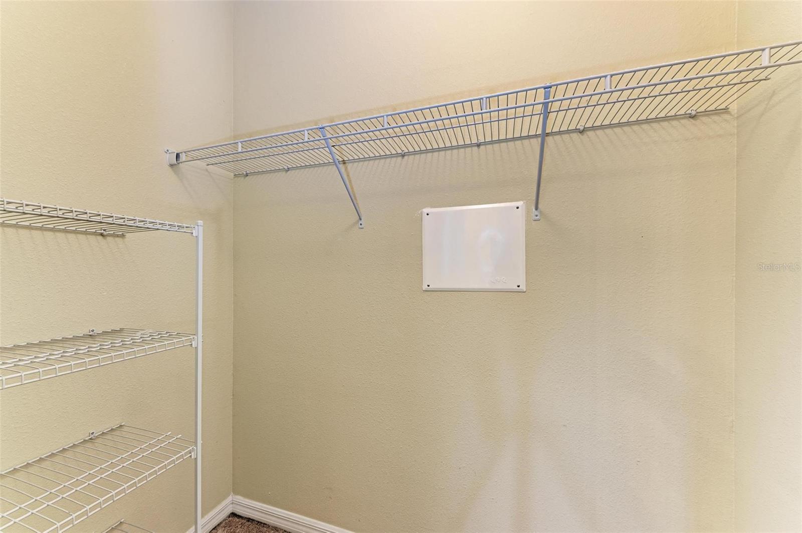 Image 23 of 41 For 8130 Enclave Way 102