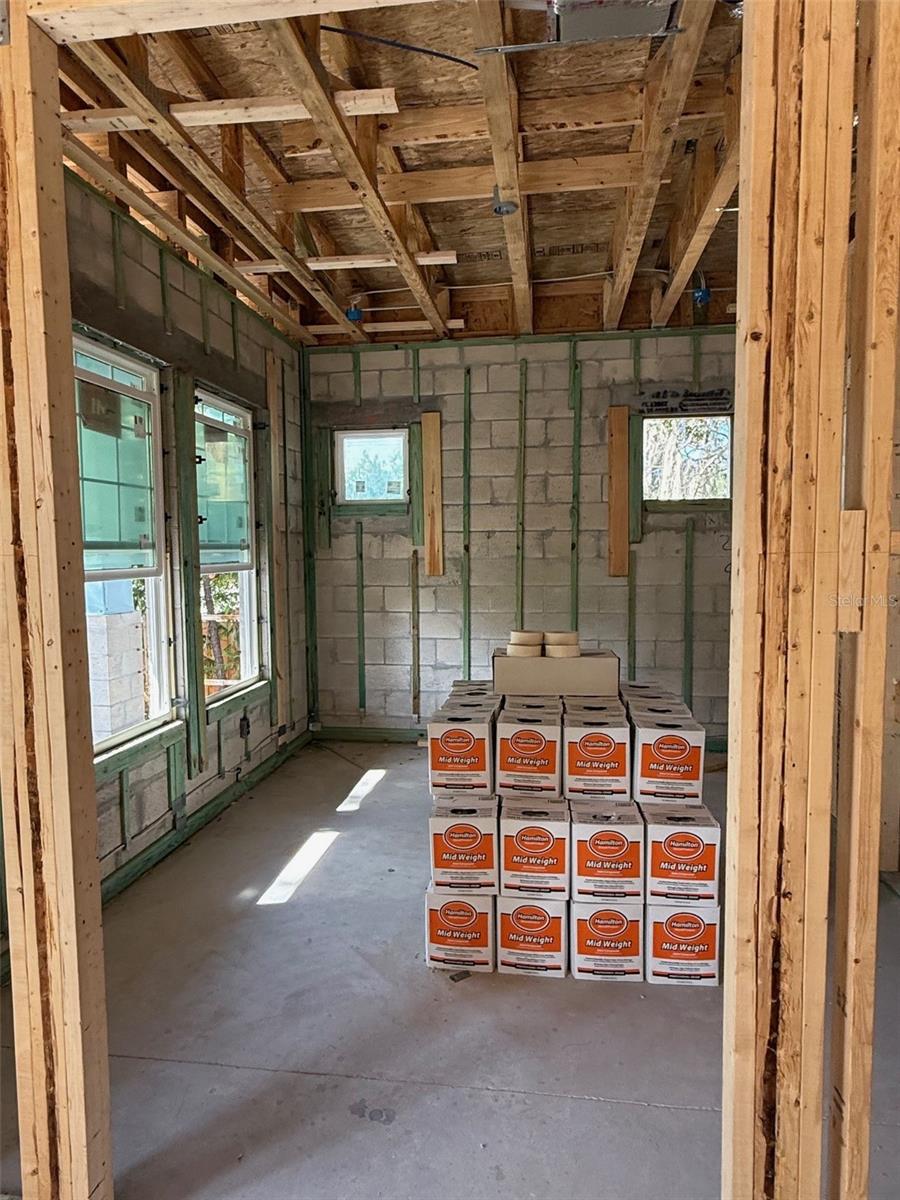 Image 11 of 18 For 4717 Laurel Road