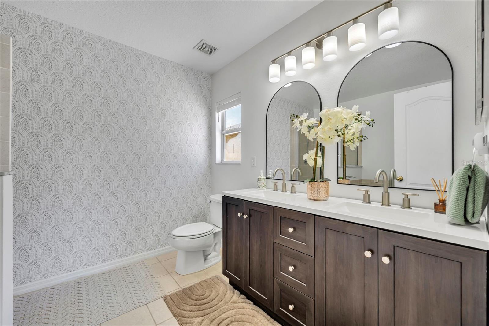 Image 10 of 28 For 10825 Tilston Point