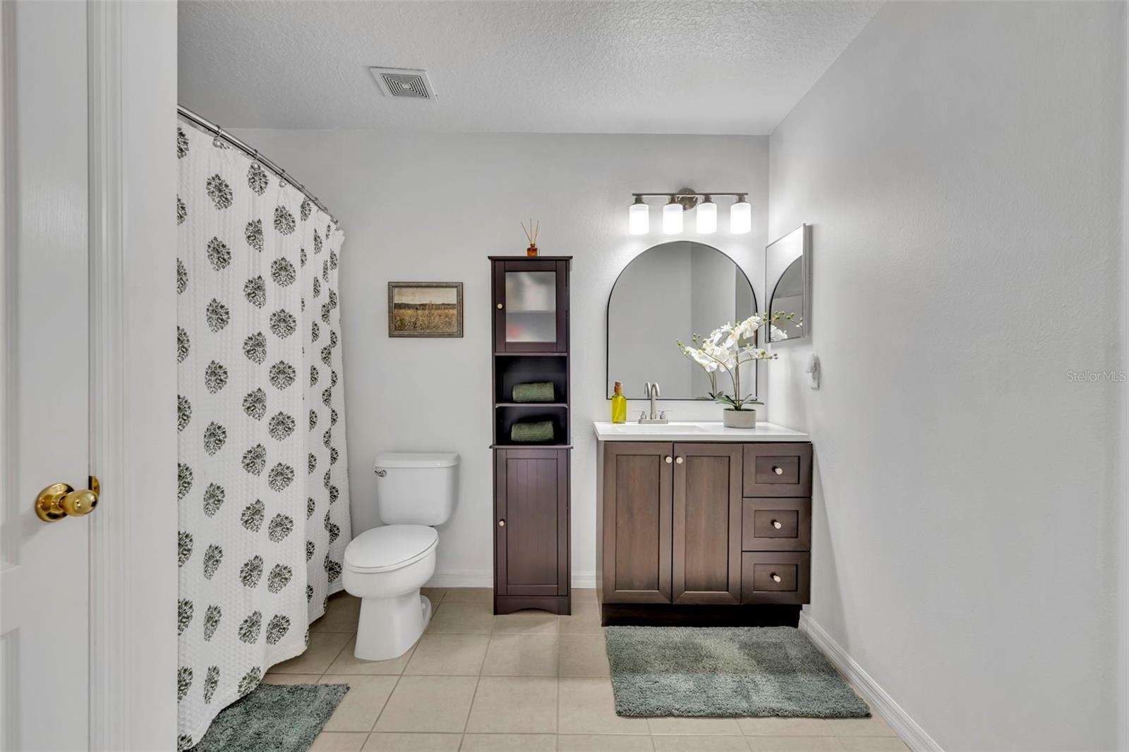 Image 17 of 28 For 10825 Tilston Point