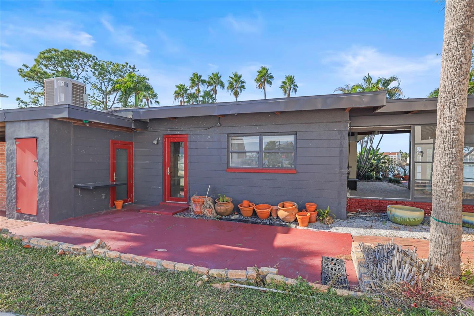 Image 13 of 28 For 11921 Lagoon Lane