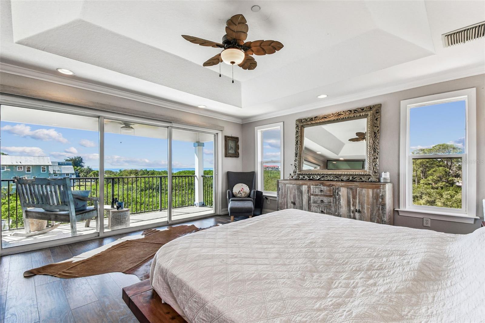 Image 17 of 42 For 1602 Sea Breeze Drive