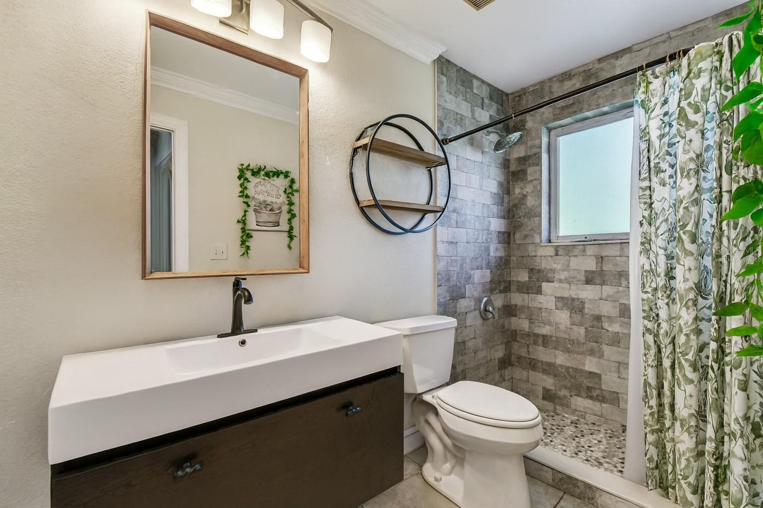 Image 28 of 42 For 1602 Sea Breeze Drive