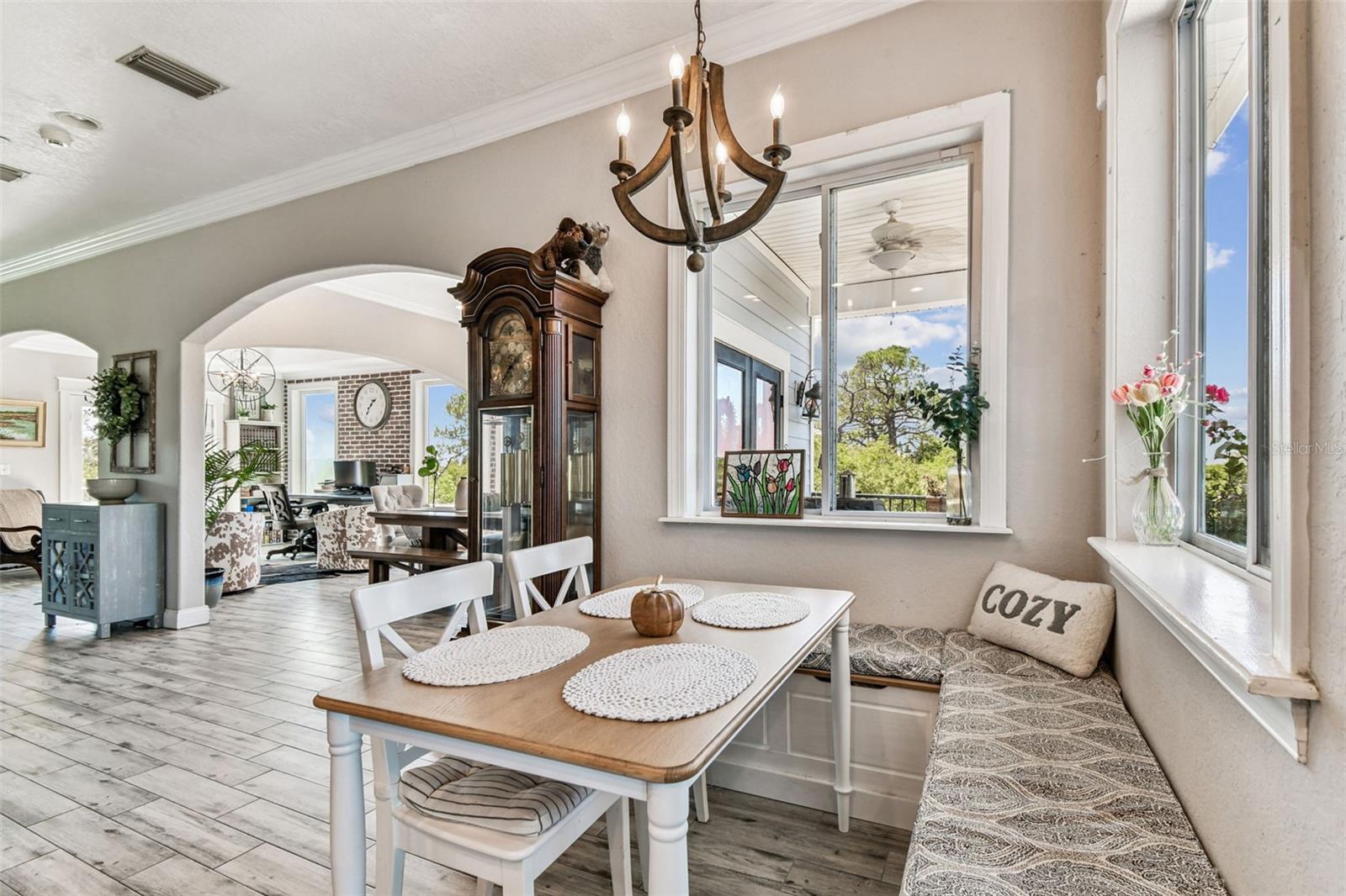 Image 8 of 42 For 1602 Sea Breeze Drive