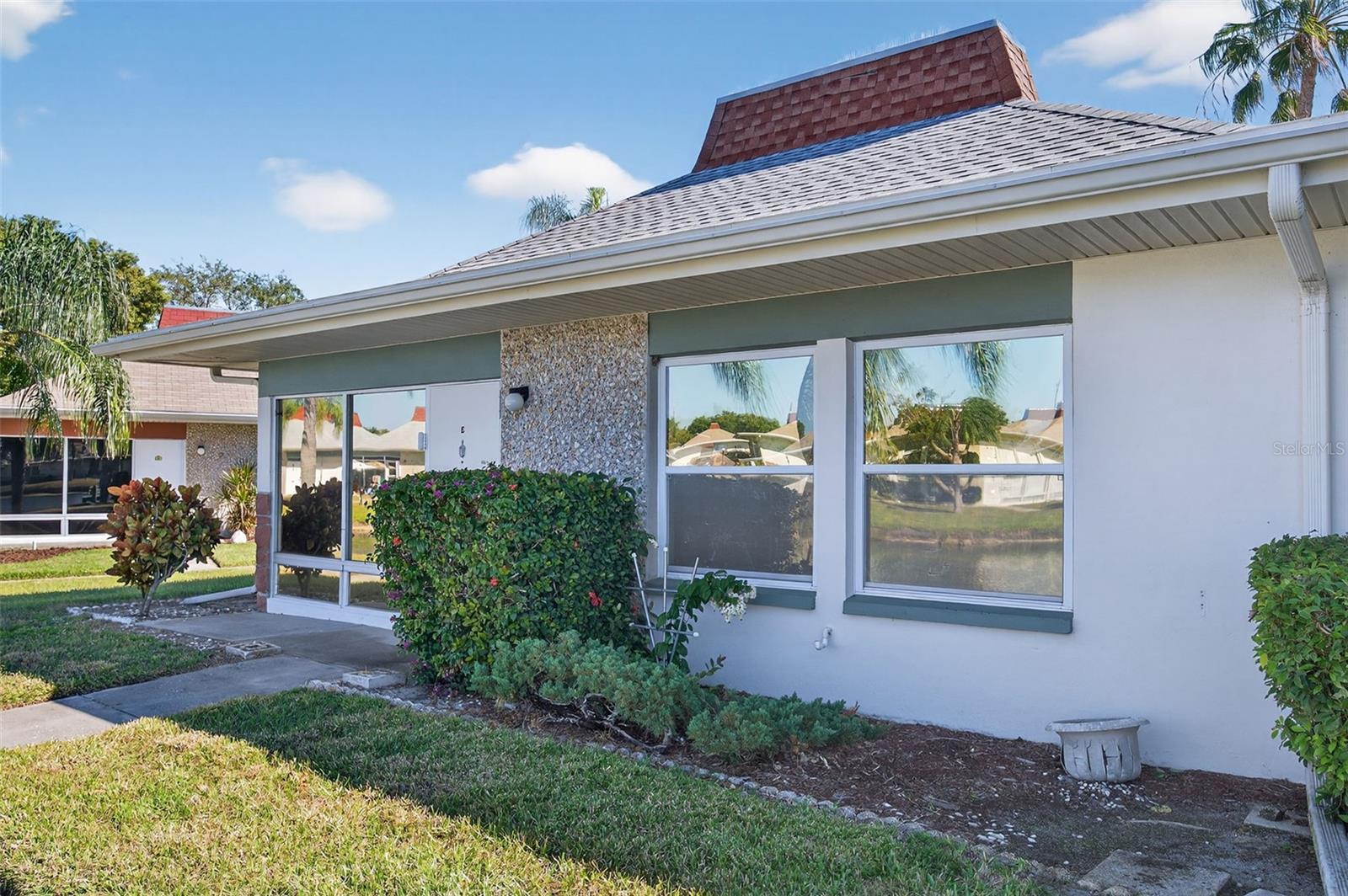 Image 28 of 31 For 4328 Tahitian Gardens Circle E