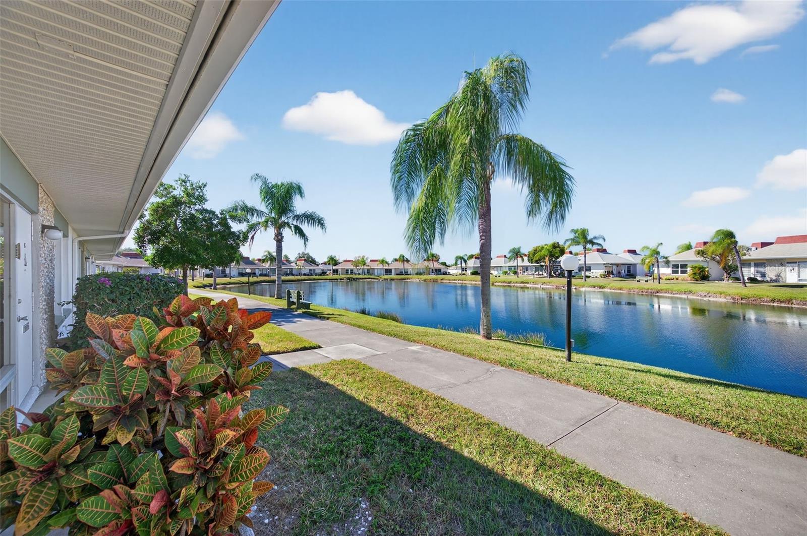 Image 4 of 31 For 4328 Tahitian Gardens Circle E