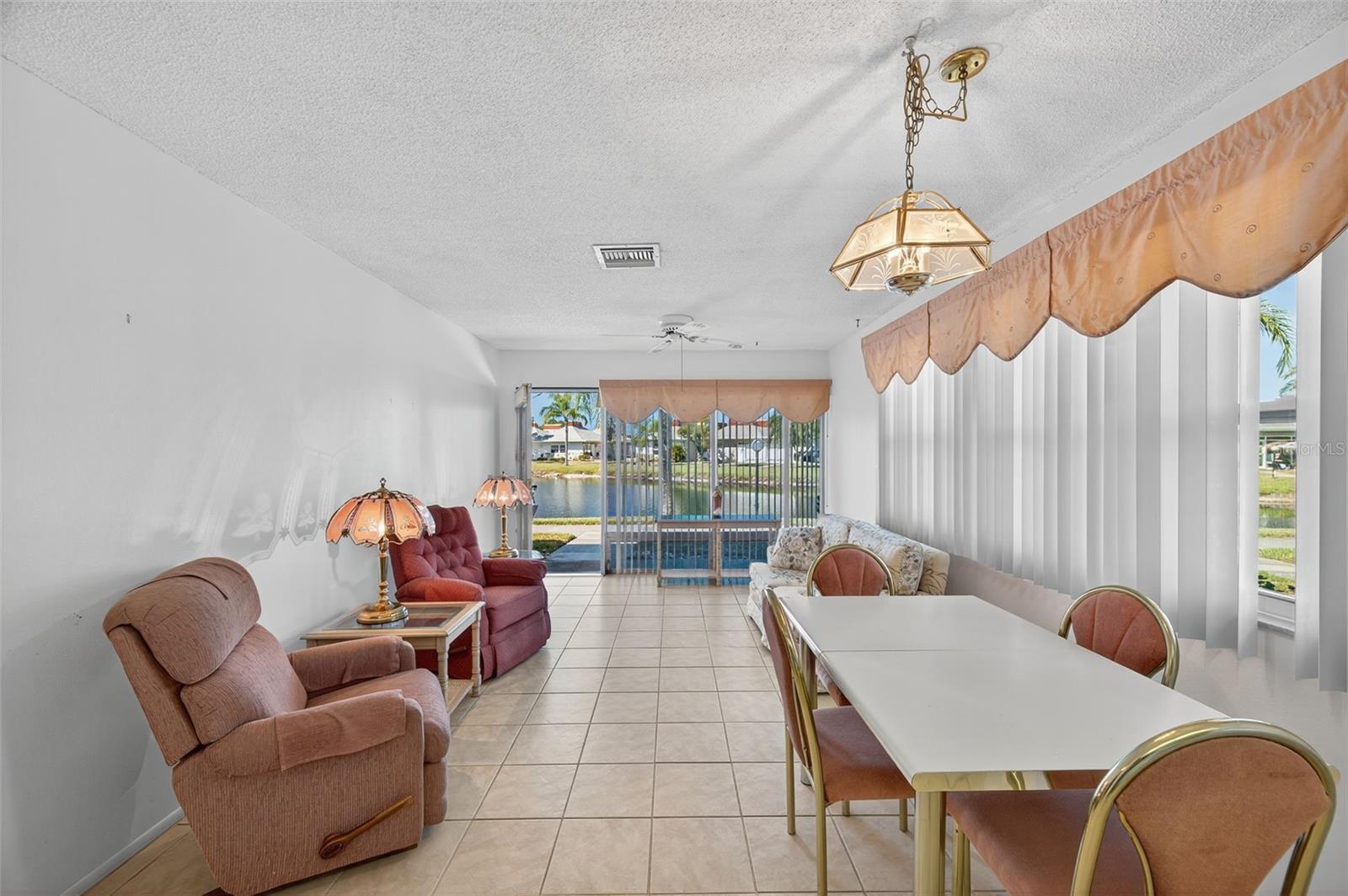 Image 6 of 31 For 4328 Tahitian Gardens Circle E