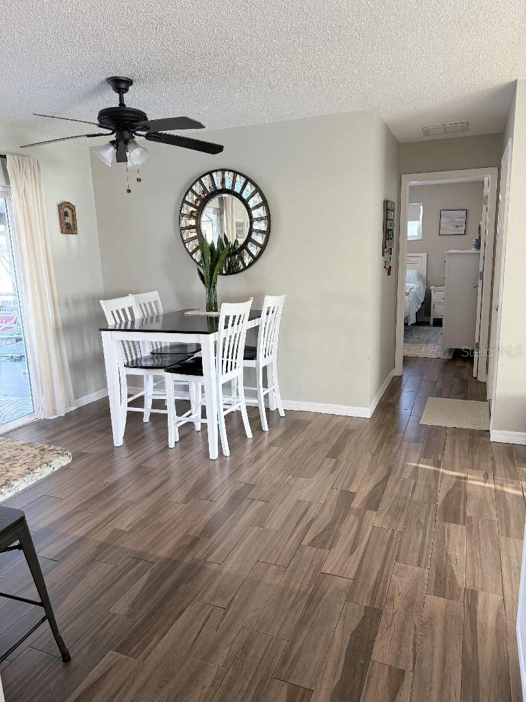 Image 19 of 25 For 2941 Lantern Drive