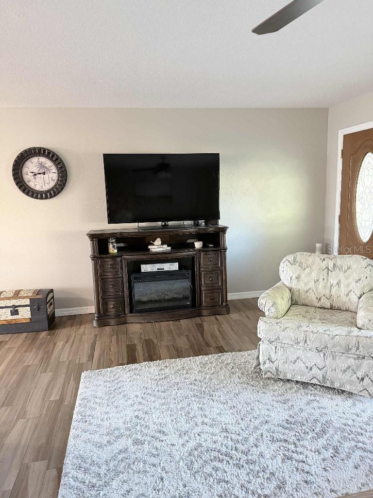 Image 21 of 25 For 2941 Lantern Drive