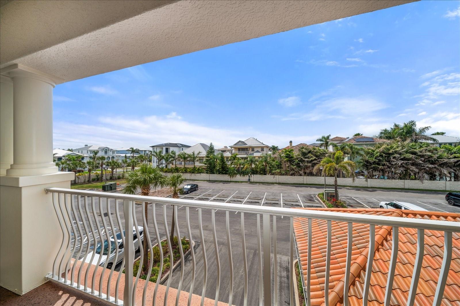 Image 12 of 45 For 17735 Gulf Boulevard 304