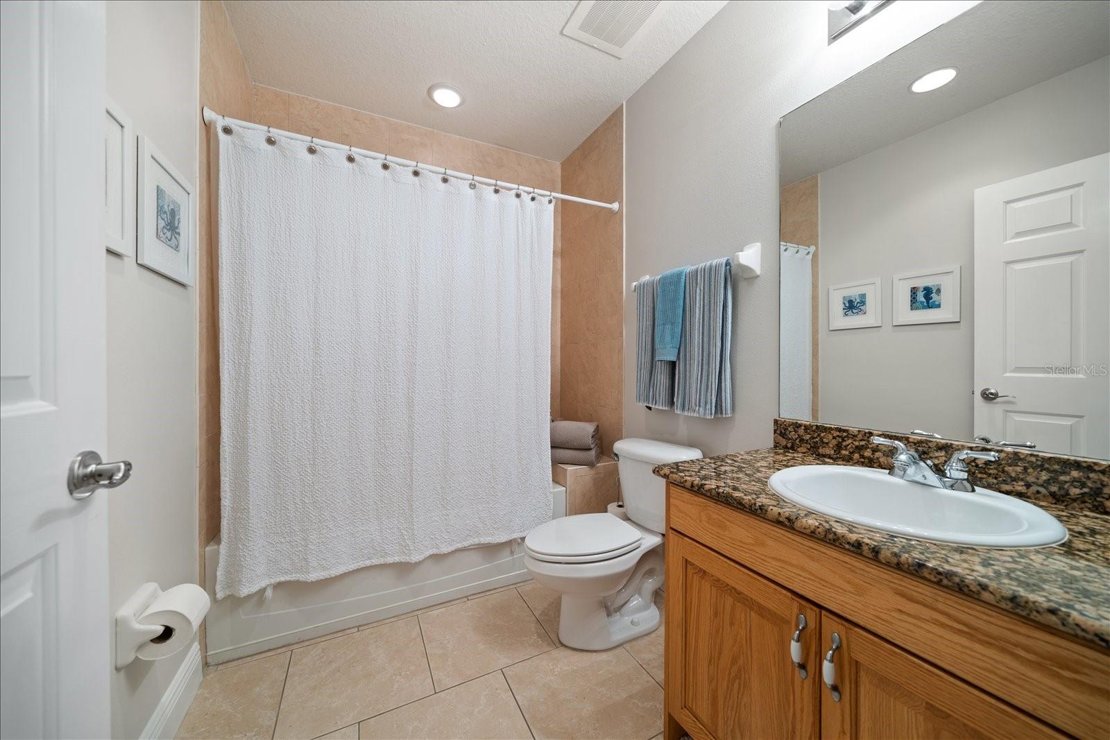 Image 15 of 45 For 17735 Gulf Boulevard 304