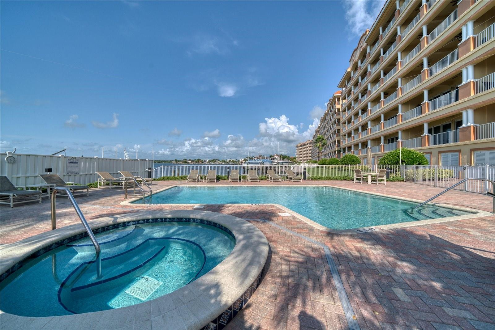 Image 41 of 45 For 17735 Gulf Boulevard 304