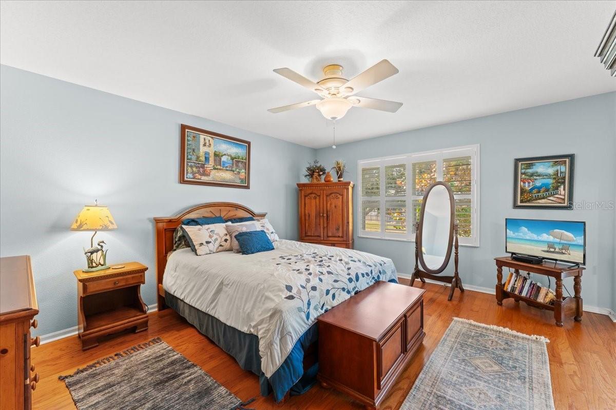 Image 25 of 54 For 14460 Marina Way 18