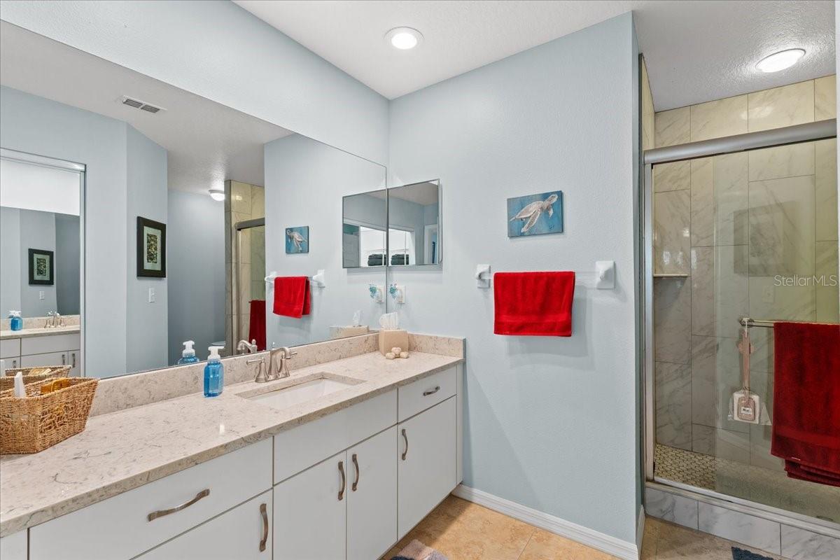 Image 29 of 54 For 14460 Marina Way 18