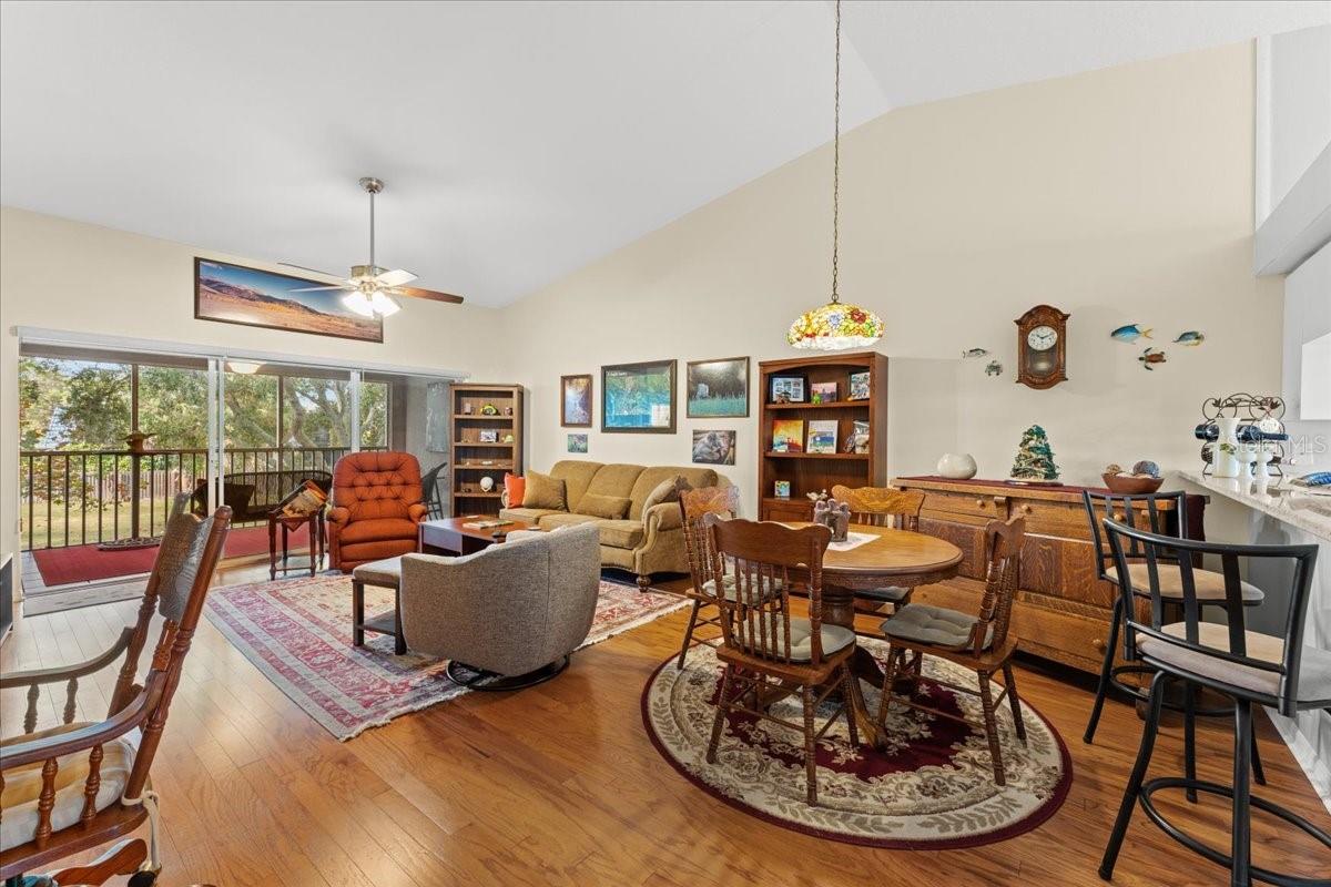 Image 9 of 54 For 14460 Marina Way 18