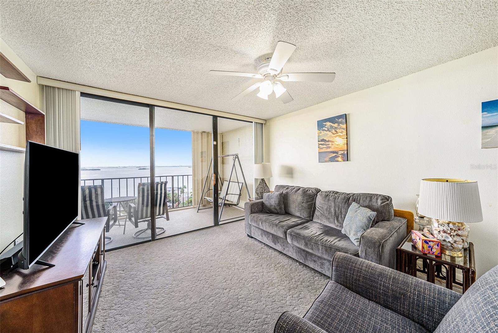 Image 10 of 25 For 2530 Gary Circle 802