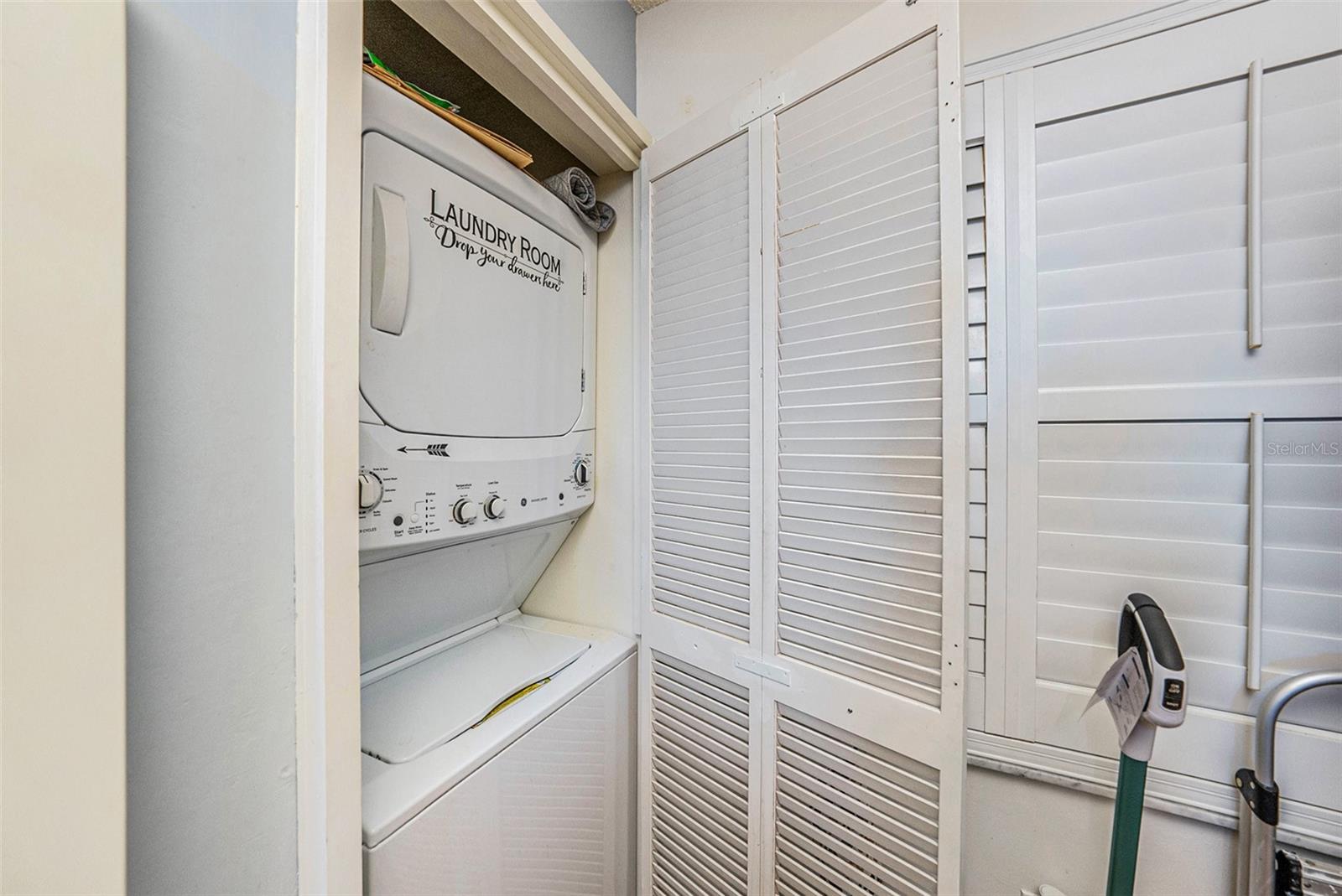 Image 18 of 25 For 2530 Gary Circle 802