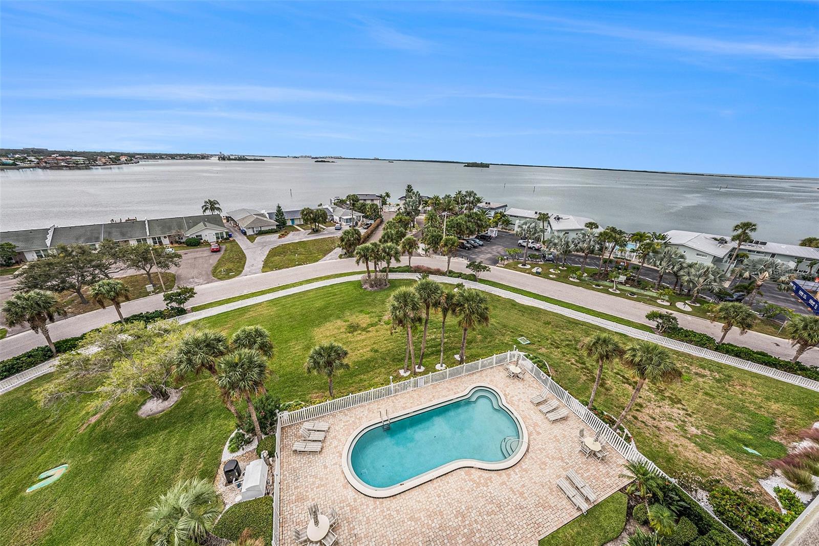 Image 23 of 25 For 2530 Gary Circle 802