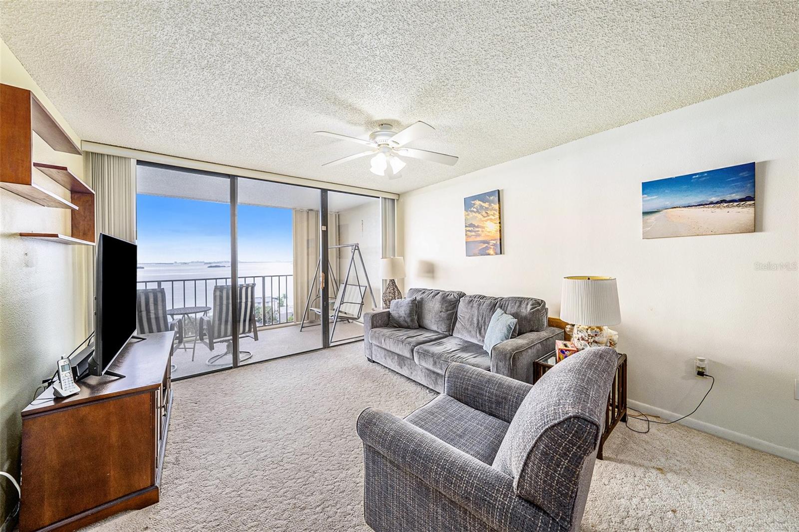 Image 9 of 25 For 2530 Gary Circle 802