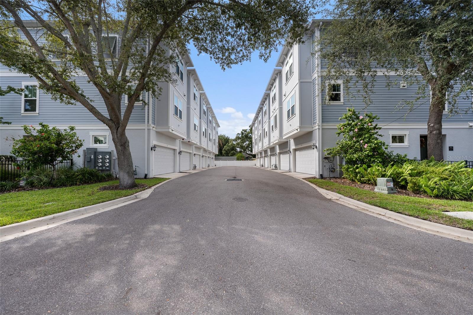 Image 33 of 37 For 2602 Cleveland Street 3