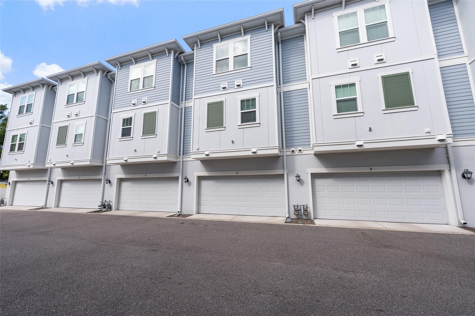 Image 34 of 37 For 2602 Cleveland Street 3