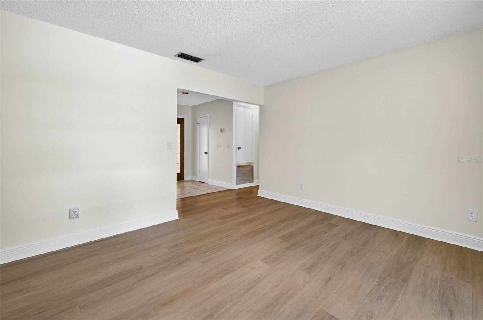 Image 17 of 55 For 11009 Cinderlane Place